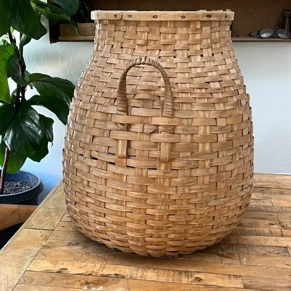 Antique Maine Penobscot Indigenous Hand Woven Handled Basket